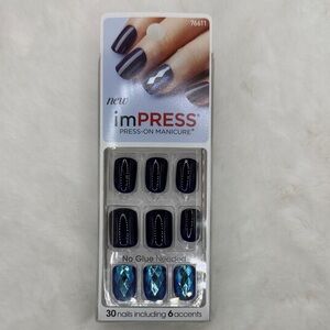 Kiss imPRESS Press-On Manicure Nail Set - Beautiful Life (navy/blue/teal)